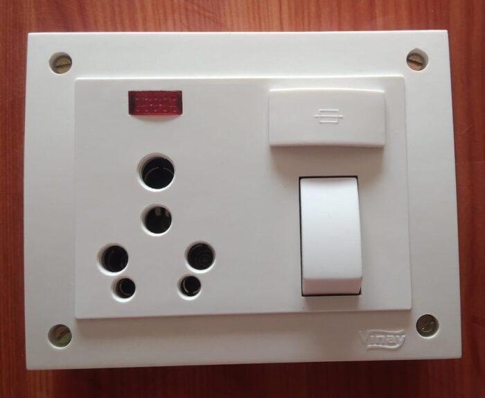 Vinay Clair 16A 5in1 Power Point